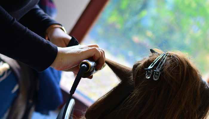 chemical hair straightener