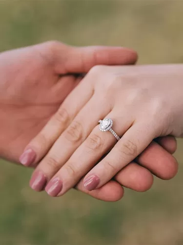 unique engagement rings