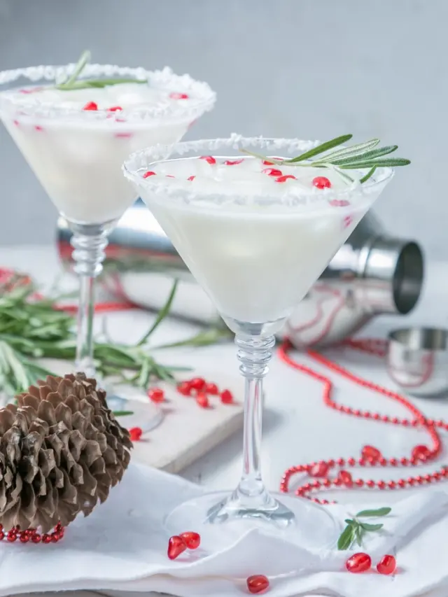 Embrace Winter with our Zesty Winter Margarita Recipe!