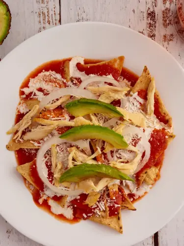 Chilaquiles rojos