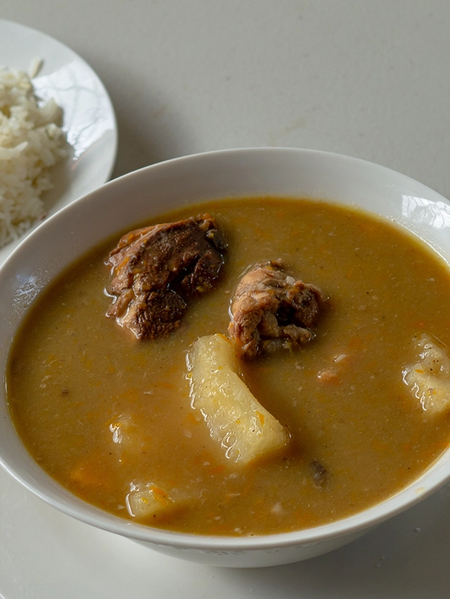 sancocho dominicano